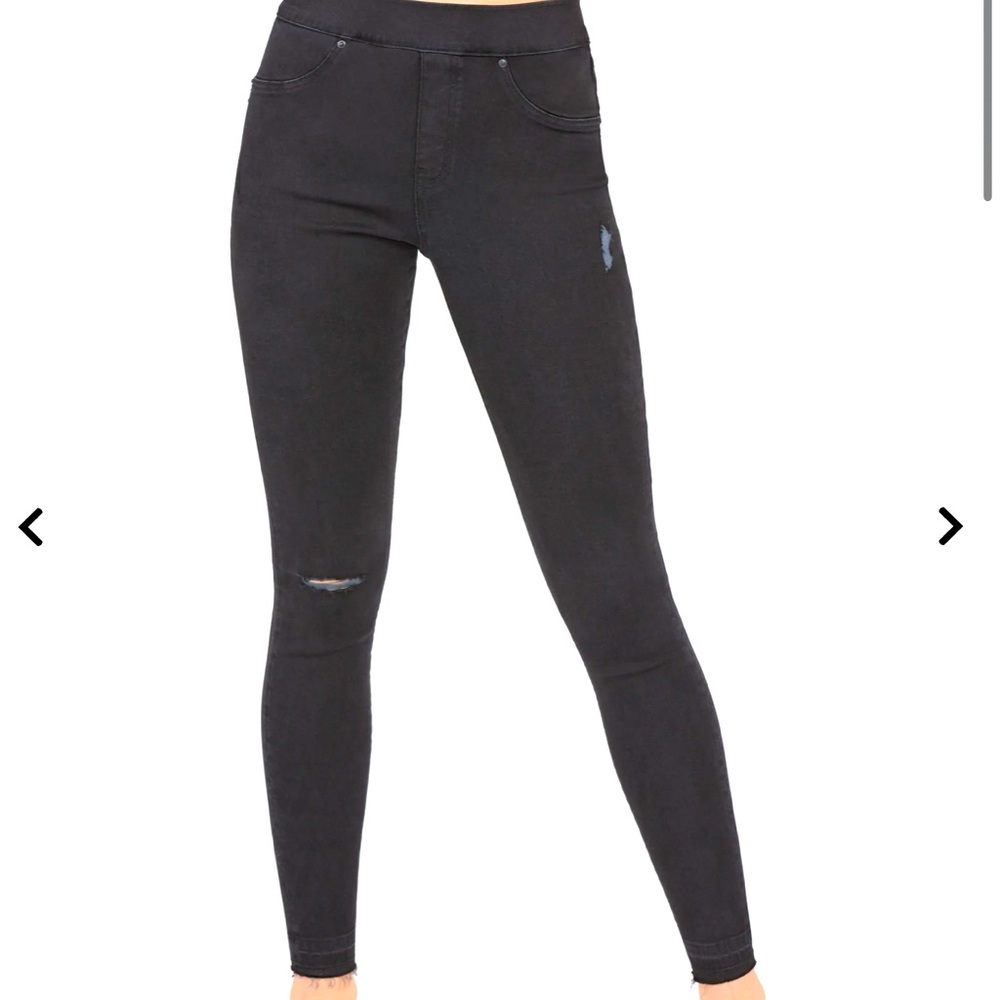 SPANX Black Vintage Distressed Skinny Jeans NWOT